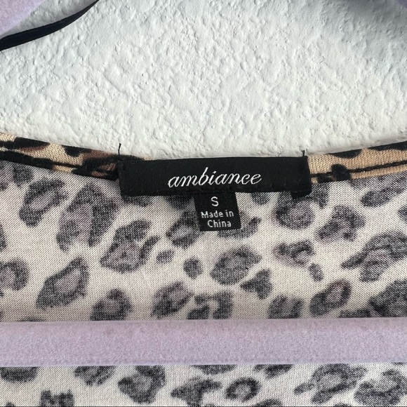 Leopard Rushed Croptop - Picture 5 of 5